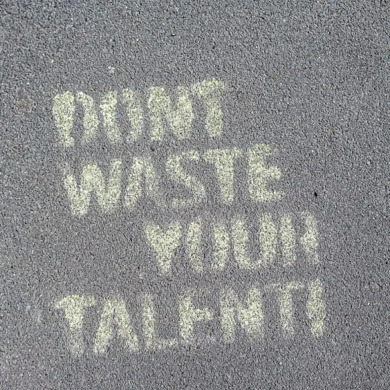 Understanding the differences between traditional work and knowledge factories